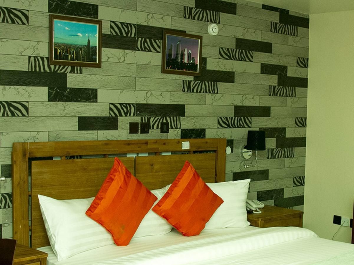 Villa Toscana Hotel And Suits Lagos Extérieur photo