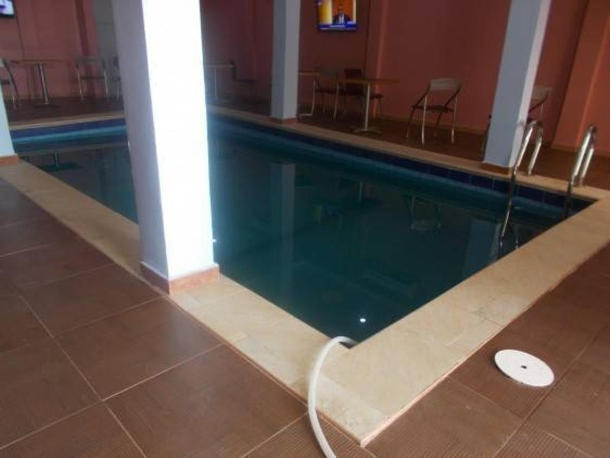 Villa Toscana Hotel And Suits Lagos Extérieur photo